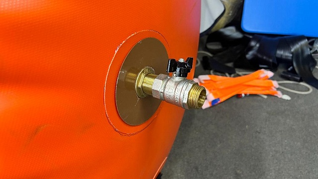 Надувной цилиндрический судоподъемный понтон 5000кг