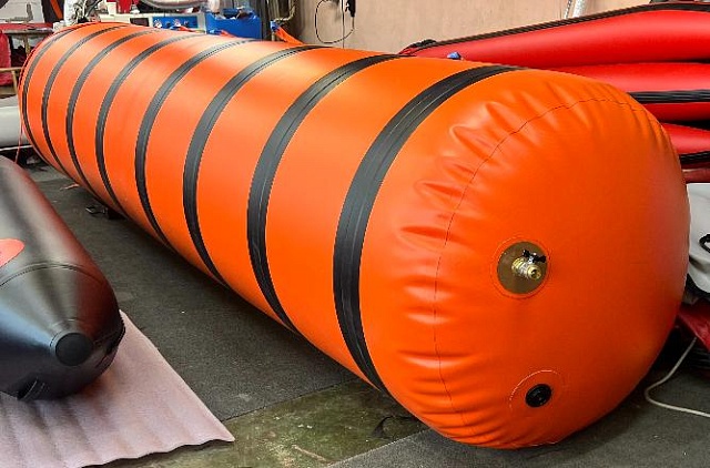 Надувной цилиндрический судоподъемный понтон 5000кг