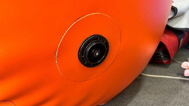 Надувной цилиндрический судоподъемный понтон 5000кг